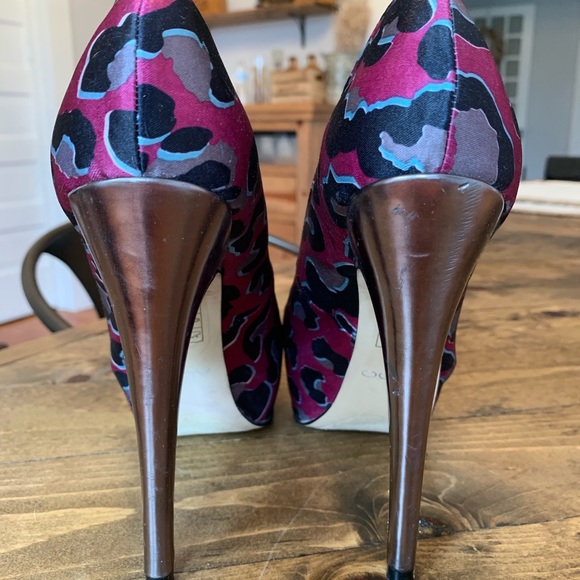 Aldo Leopard Print Peep Toe Pump - Picture 4 of 5